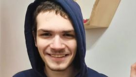 VIDEO L-ați văzut? Sunați imediat la 112! Acest tânăr de 17 ani a fost dat dispărut în Capitală